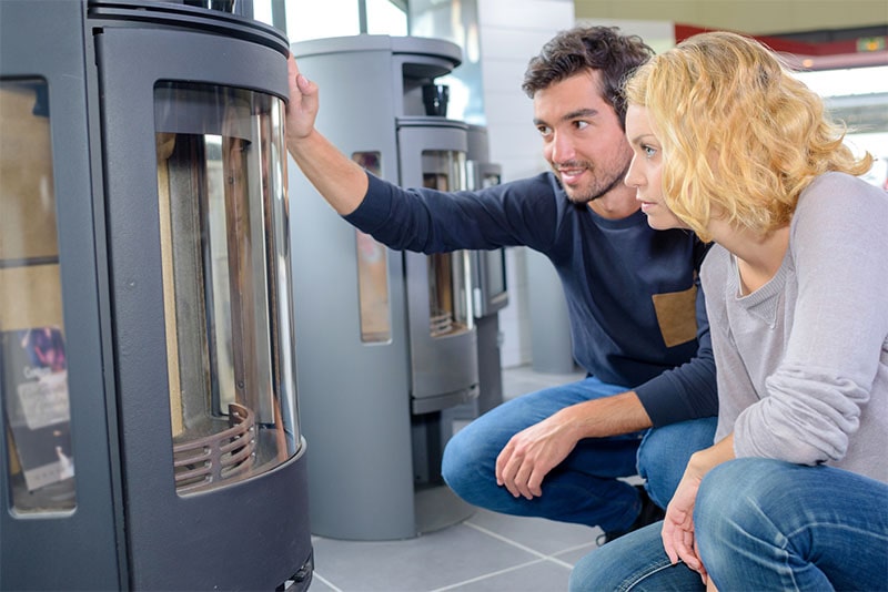 Vendita e Consulenza camini stufe termocamini e termostufe